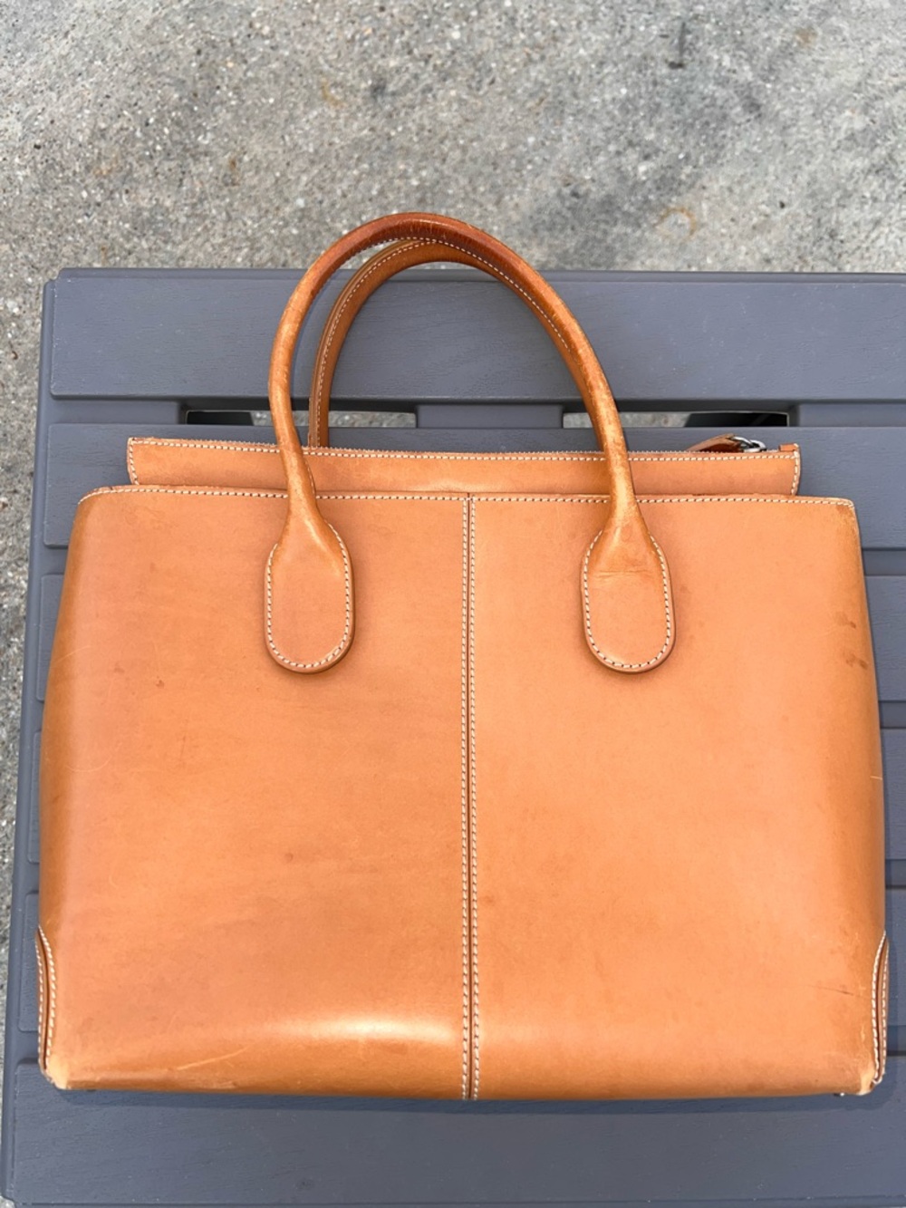 Tod's Camel Natural Leather Double Handle Small Handbag/Tote Bag! - Picture 6 of 14